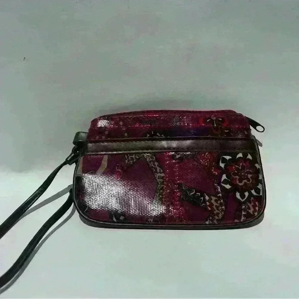 MUDD Angie Glazed Purple Wristlet/ Clutch Purse Accessory Peace Floral - Picture 3 of 7